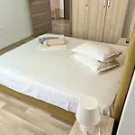 Appartement Summerland Sea View 2 Bed-room *