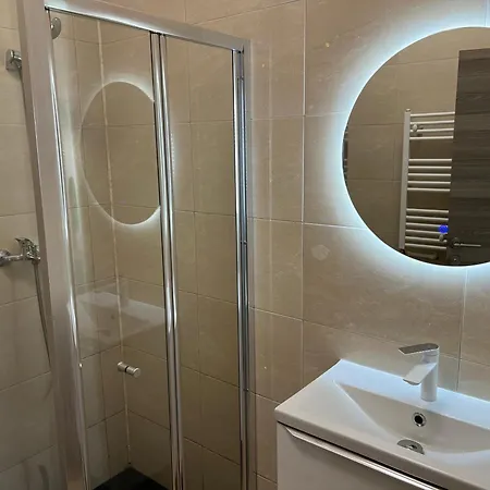Summerland Sea View 2 Bed-room *