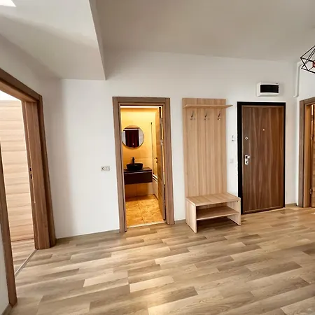 Summerland Sea View 2 Bed-room Appartement Mamaia
